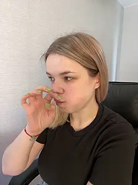 KimEvanss online show from 20, 6, 2026