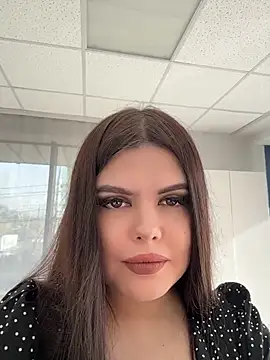 AmeliaBronze online show from 4, 5, 2026