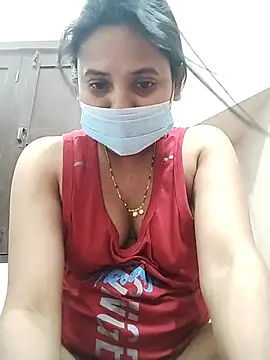 Snapshot of filmycoupleash1 chatting on 18, 4, 2026 filmycoupleash1 online show from 18, 4, 2026