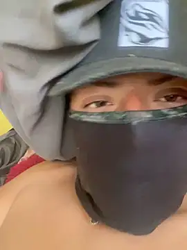 jakeblaze26 online show from 14, 4, 2026