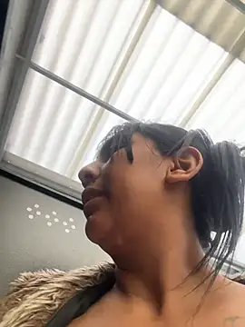 MELIZ QUEEN online show from 10, 6, 2026