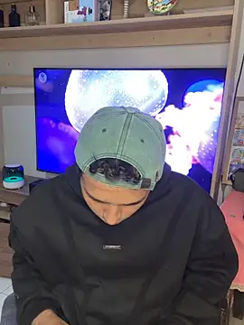 AdrianEmpire online show from 13, 4, 2026