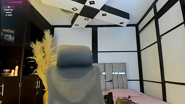 Snapshot of DeboraCopper_ chatting on 14, 4, 2026 DeboraCopper online show from 14, 4, 2026