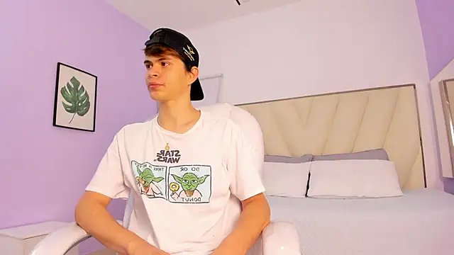 Snapshot of Angel_wish_ chatting on 15, 4, 2026 Angel wish online show from 15, 4, 2026