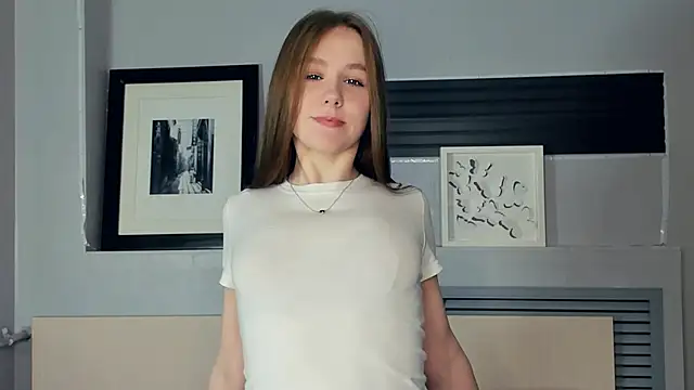 KareenLivingston online show from 22, 4, 2026