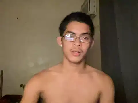 yourhotasian jhonpol16 online show from 16, 4, 2026