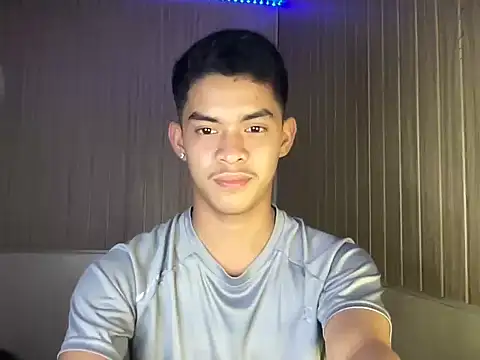 yourhotasian jhonpol16 online show from 28, 4, 2026
