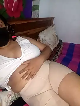 Snapshot of Suger_Lips_99 chatting on 6, 5, 2026 Suger Lips 99 online show from 6, 5, 2026