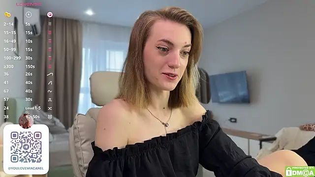 MiaKomoi online show from 15, 5, 2026