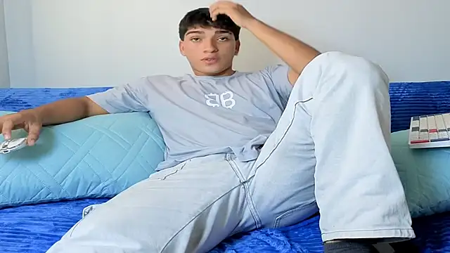 Snapshot of James_silva1 chatting on 26, 5, 2026 James silva1 online show from 26, 5, 2026