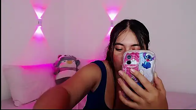 mia montanna online show from 13, 4, 2026