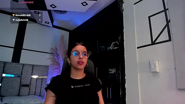 Snapshot of IrisFyre chatting on 21, 5, 2026 IrisFyre online show from 21, 5, 2026