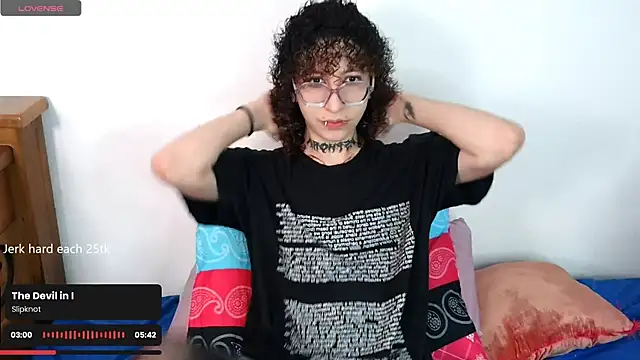 Snapshot of YourGothFemboy chatting on 18, 7, 2026 YourGothFemboy online show from 18, 7, 2026