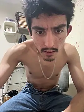 Snapshot of FredHoTwonk chatting on 16, 4, 2026 FredHoTwonk online show from 16, 4, 2026