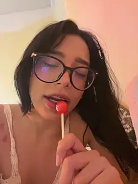 milakitti online show from 21, 4, 2026