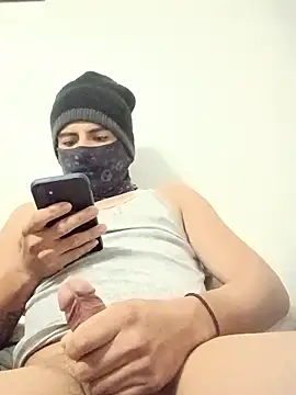 Snapshot of joshe40 chatting on 13, 4, 2026 joshe40 online show from 13, 4, 2026