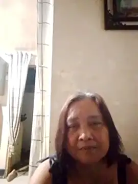 Snapshot of jeanyummytits chatting on 14, 5, 2026 jeanyummytits online show from 14, 5, 2026