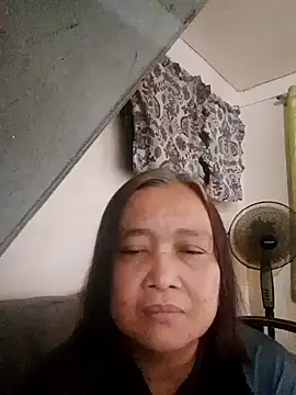 jeanyummytits online show from 3, 5, 2026