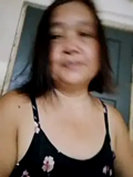 Snapshot of jeanyummytits chatting on 9, 6, 2026 jeanyummytits online show from 9, 6, 2026