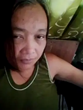 Snapshot of jeanyummytits chatting on 21, 5, 2026 jeanyummytits online show from 21, 5, 2026