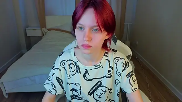 Snapshot of Milena_Milyan chatting on 13, 5, 2026 Milena Milyan online show from 13, 5, 2026