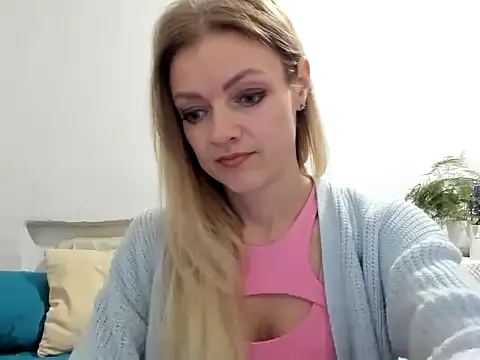 Snapshot of Severina7 chatting on 18, 5, 2026 Severina7 online show from 18, 5, 2026