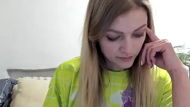 Snapshot of Severina7 chatting on 26, 4, 2026 Severina7 online show from 26, 4, 2026