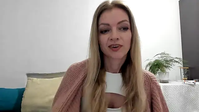 Snapshot of Severina7 chatting on 15, 6, 2026 Severina7 online show from 15, 6, 2026