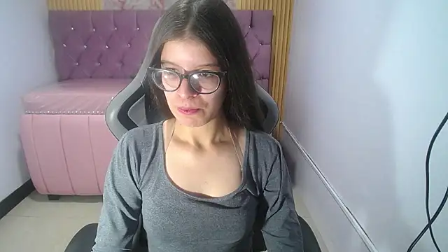 Kailee ch online show from 17, 4, 2026