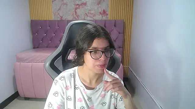 Kailee ch online show from 16, 4, 2026