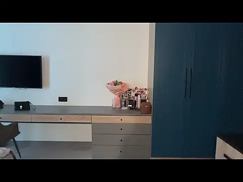 AliceStruble online show from 24, 4, 2026