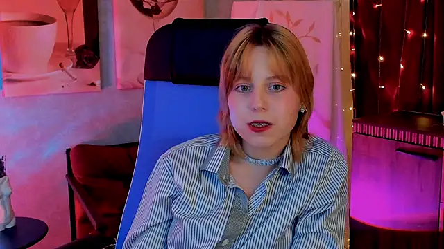 VivienneHebert online show from 18, 4, 2026