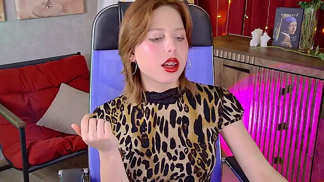 VivienneHebert online show from 26, 5, 2026