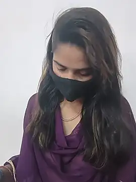 Snapshot of sexy_bhabhii chatting on 4, 7, 2026 sexy bhabhii online show from 4, 7, 2026