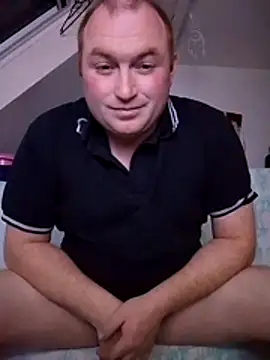 Snapshot of floco90 chatting on 15, 4, 2026 floco90 online show from 15, 4, 2026