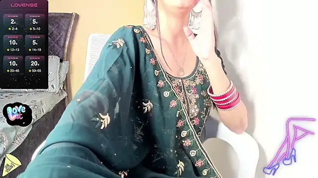 Snapshot of Abigail_Ab chatting on 11, 3, 2025 Abigail Ab online show from 11, 3, 2025