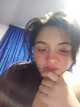 rosemilkbobs online show from 13, 4, 2026