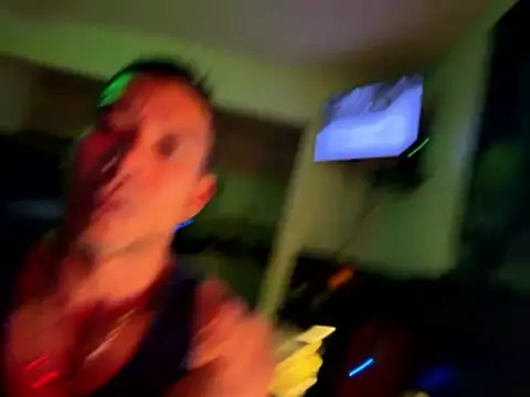 Snapshot of smoothripz chatting on 13, 4, 2026 smoothripz online show from 13, 4, 2026