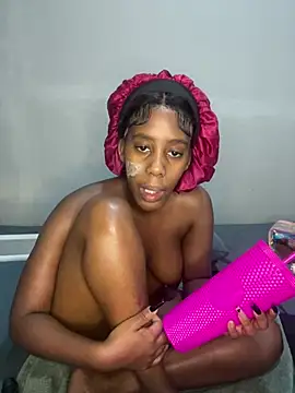 petite bee online show from 2, 6, 2026