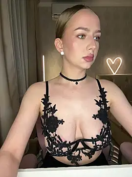 AlisaPearl online show from 17, 6, 2026