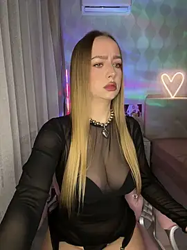 Snapshot of AlisaPearl chatting on 6, 5, 2026 AlisaPearl online show from 6, 5, 2026