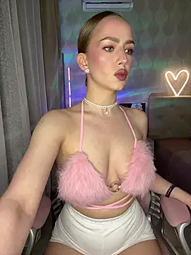 Snapshot of AlisaPearl chatting on 17, 5, 2026 AlisaPearl online show from 17, 5, 2026