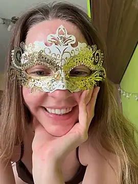 alyssa hazel online show from 19, 6, 2026