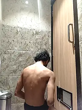 Snapshot of itsmemadhu2019 chatting on 6, 5, 2026 itsmemadhu2019 online show from 6, 5, 2026