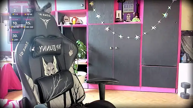 Neon Baddie online show from 5, 7, 2026