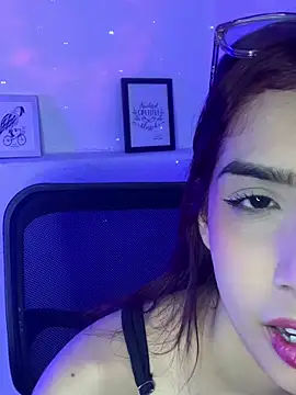 Snapshot of miss_carly chatting on 4, 6, 2026 miss carly online show from 4, 6, 2026
