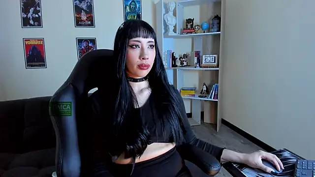 Ravenelle  online show from 16, 5, 2026