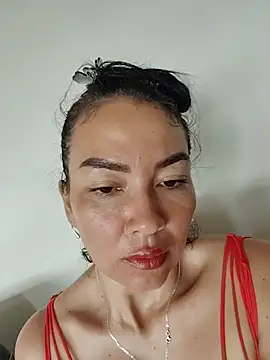 Snapshot of LuluDream chatting on 23, 6, 2026 LuluDream online show from 23, 6, 2026