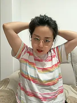 Snapshot of orangeoneday chatting on 19, 5, 2026 orangeoneday online show from 19, 5, 2026