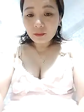 Snapshot of ManaMi-Amii chatting on 22, 4, 2026 ManaMi-Amii online show from 22, 4, 2026
